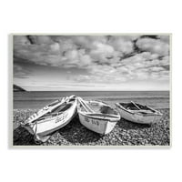 Студените интри за гроздобер чамци на Роки Бич Шор Наутичка фотографија, 10, дизајн од Данита Делимонт